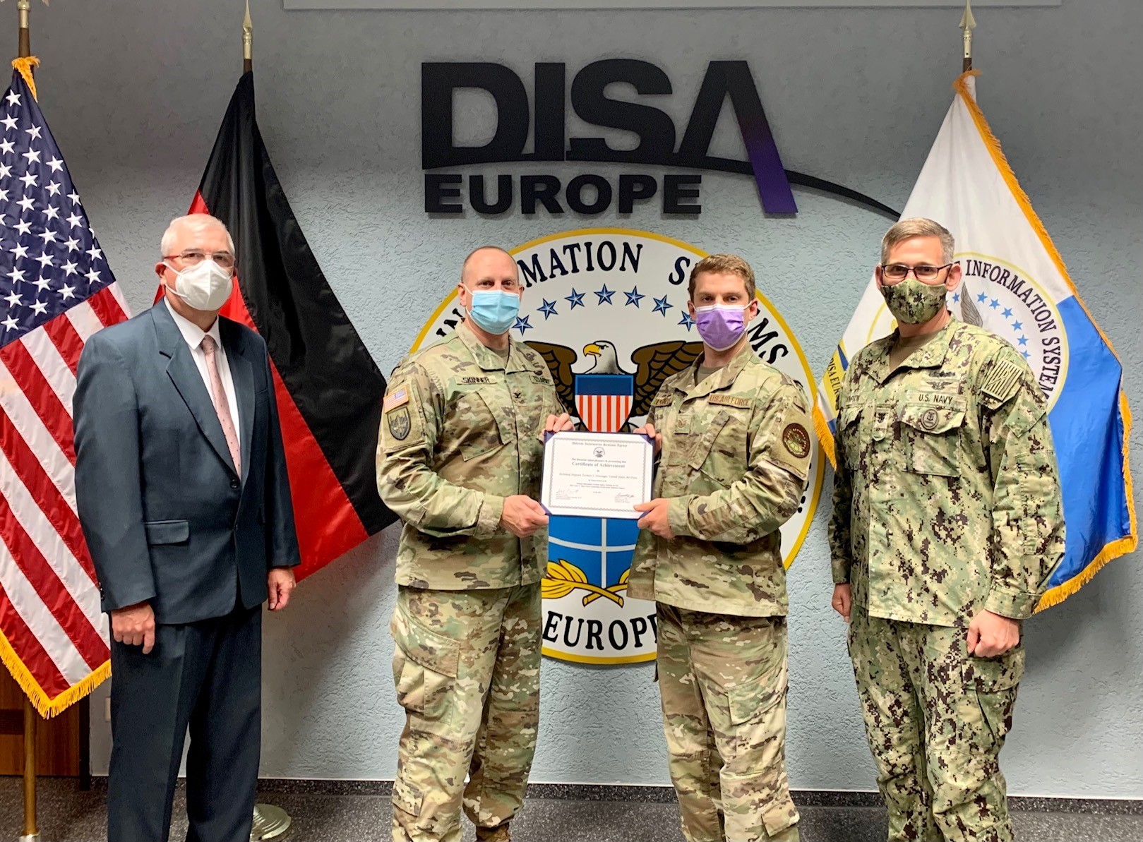 network manager at DISA receives award