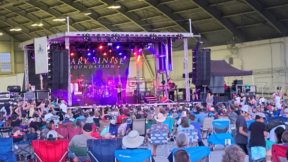Image of the Lt. Dan Band performs at MacDill Air Force Base, July 8, to entertain the local service members, civilians and families. (DISA photo by Army Staff Sgt. Emmanuel Angulo)